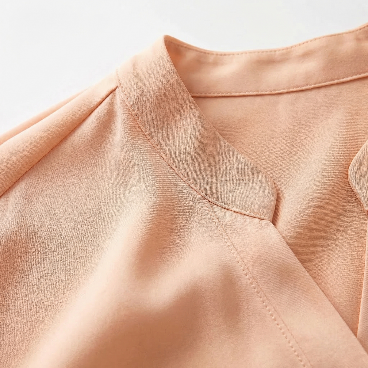 Oliver & Blake Becca Silk Women's Blouse