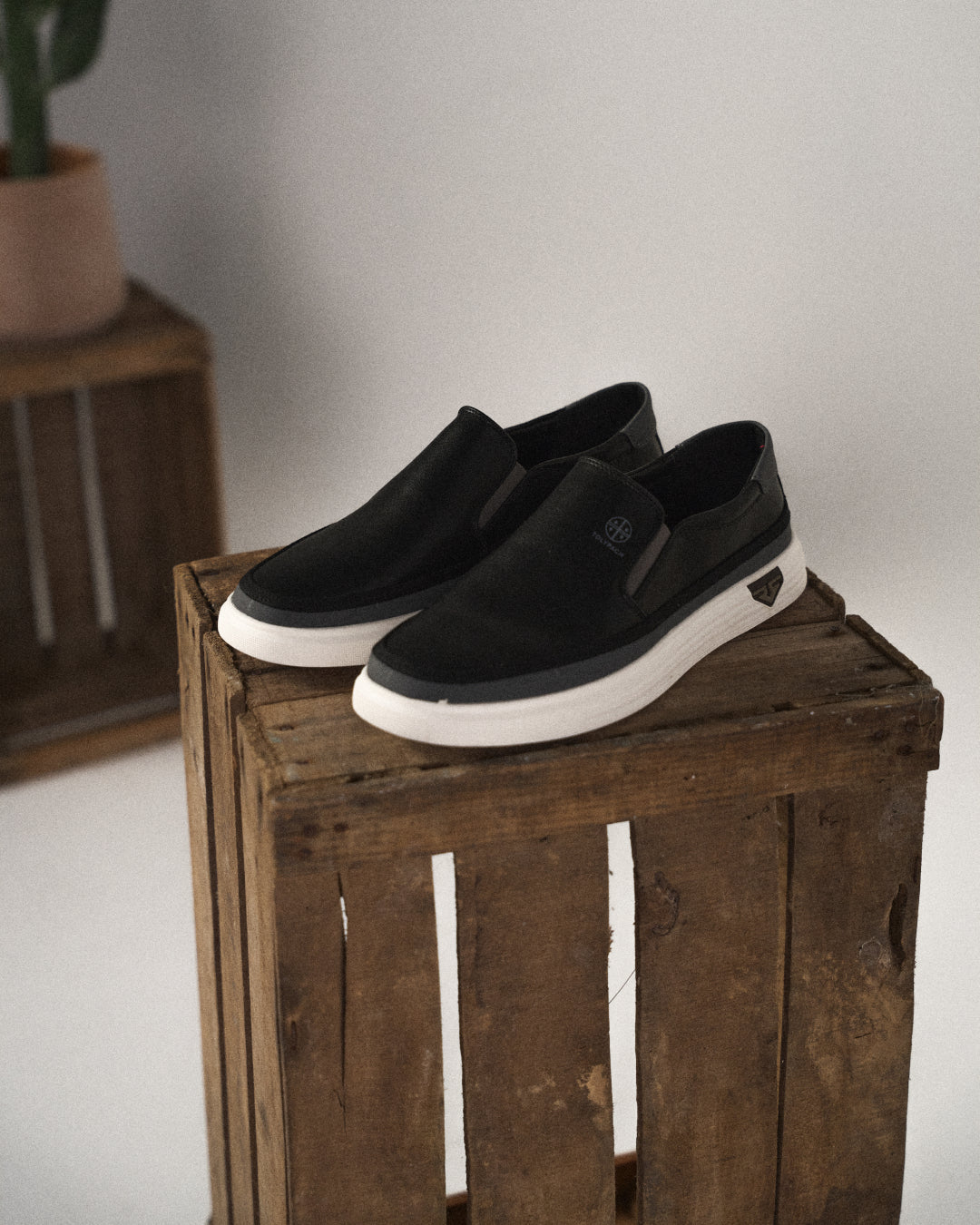 Oliver & Blake Whitman Leather Men's Sneakers