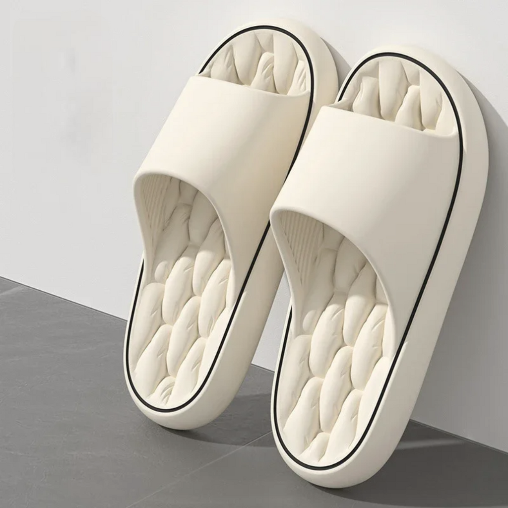 Oliver & Blake Pillow Men's Slides