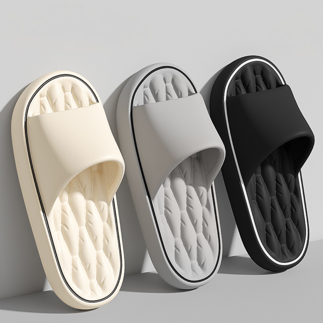Oliver & Blake Pillow Men's Slides