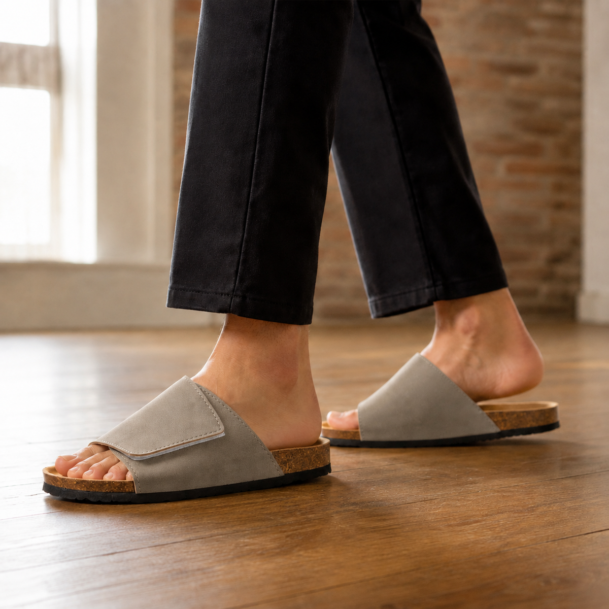 Oliver & Blake Maderno Men's Velcro Sandals