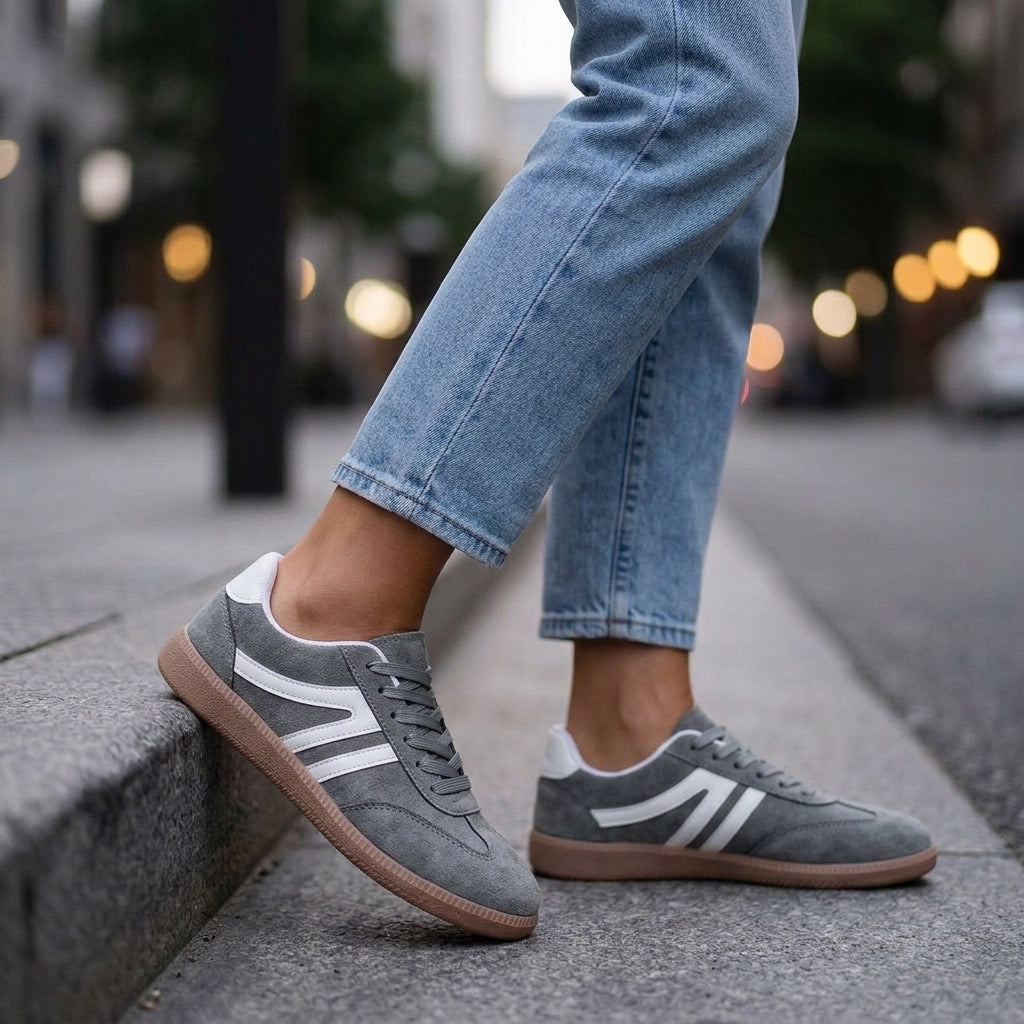 Oliver and Blake Amalfi Retro Women's Sneakers